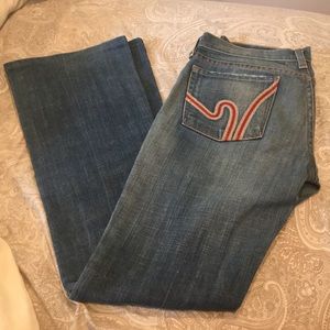 Boot cut jeans